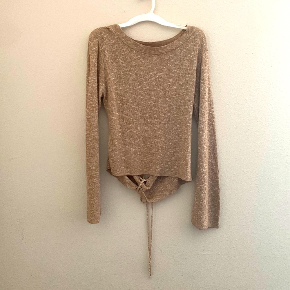 Neutral color Earthbound  knit cutout Sweater size L